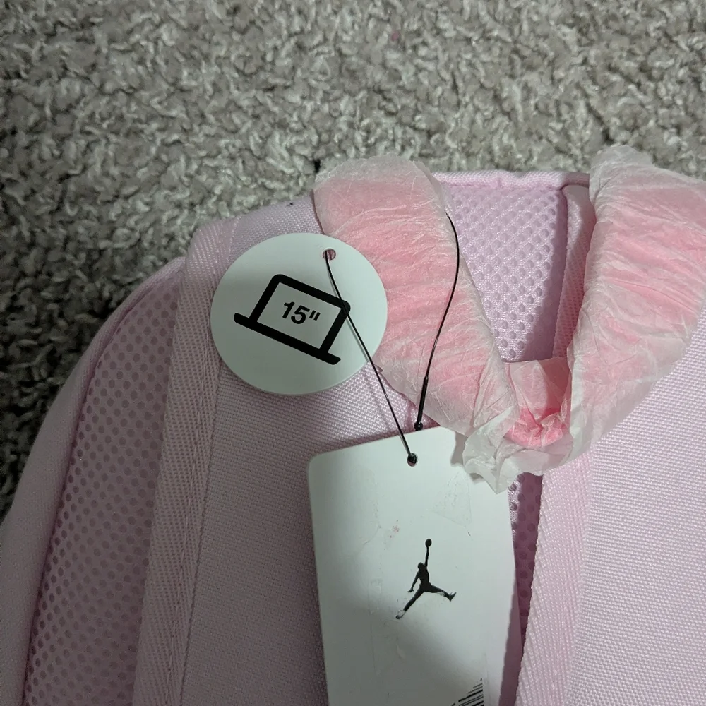 Jordan Backpack - Picture 3 of 4